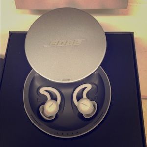 Bose noise-masking sleepbuds